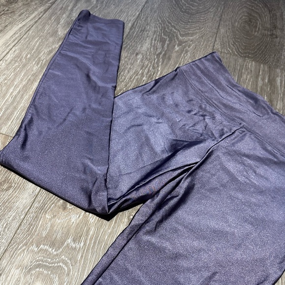 Forever 21 Metallic Purple Silver Workout Leggings - Picture 2 of 4